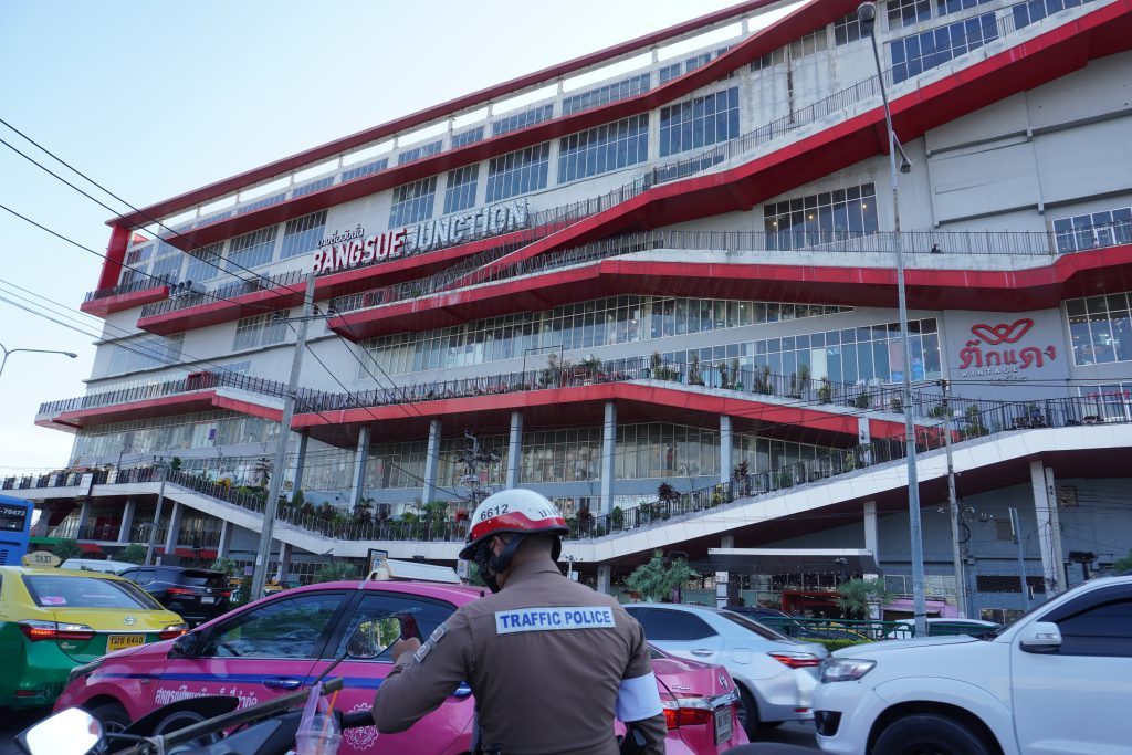 僕らはヴィンテージを探しに、チャトチャックへ向かう